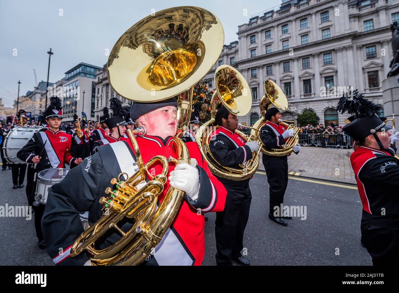 Dulaney High School Lion's Roar Marching Band - London Capodanno Parade segna l inizio del nuovo anno, 2020. Foto Stock