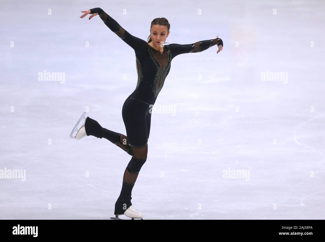 Oberstdorf, Germania. 02Jan, 2020. La figura pattinare, campionato tedesco, master class ladies breve programma: Nicole Schott pattini sul ghiaccio. Credito: Karl-Josef Hildenbrand/dpa/Alamy Live News Foto Stock