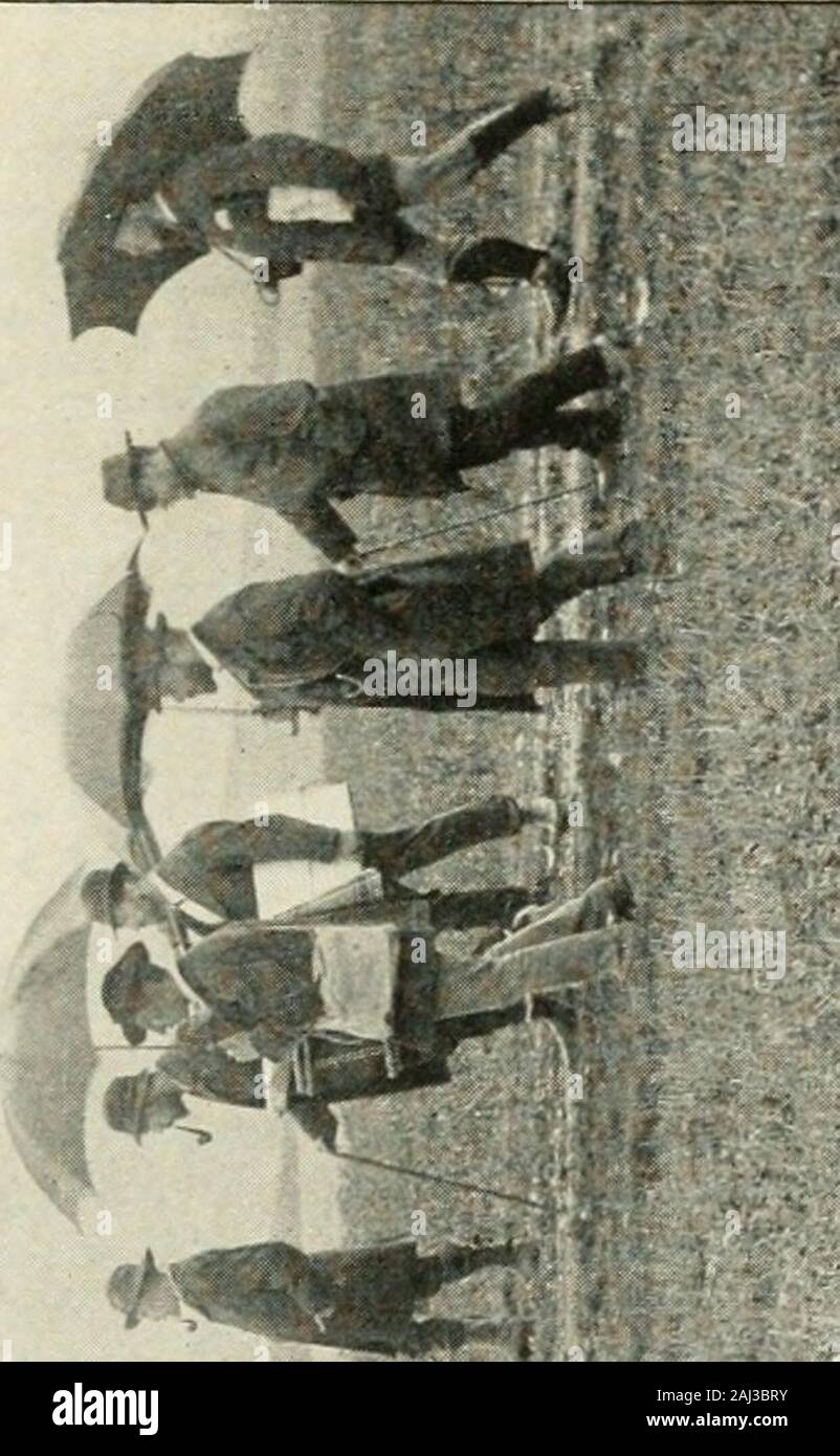 Parigi di al-giorno : un intimo conto del suo popolo, la sua vita di casa e i suoi luoghi di interesse . è uno dei pochi luoghi di Parigi wherewomen può andare da soli. Qualsiasi studio di psicologia dell'Parisrestaurant sarebbe del tutto incompleto unlesssome si tiene conto di una certa yieldingin tutti loro al fine di fine secolo tendenze.troverete anche le più gravi del vecchio steady-frequentatori fare concessioni alla domanda ofto-giorno per funzioni; proprio come ogni ora esuccessivamente abbiamo aperto una delle nostre vecchie riviste tocome con un po' di avviare su alcuni franklyjournalistic articolo, con illustrazioni per-ceptibly le Foto Stock