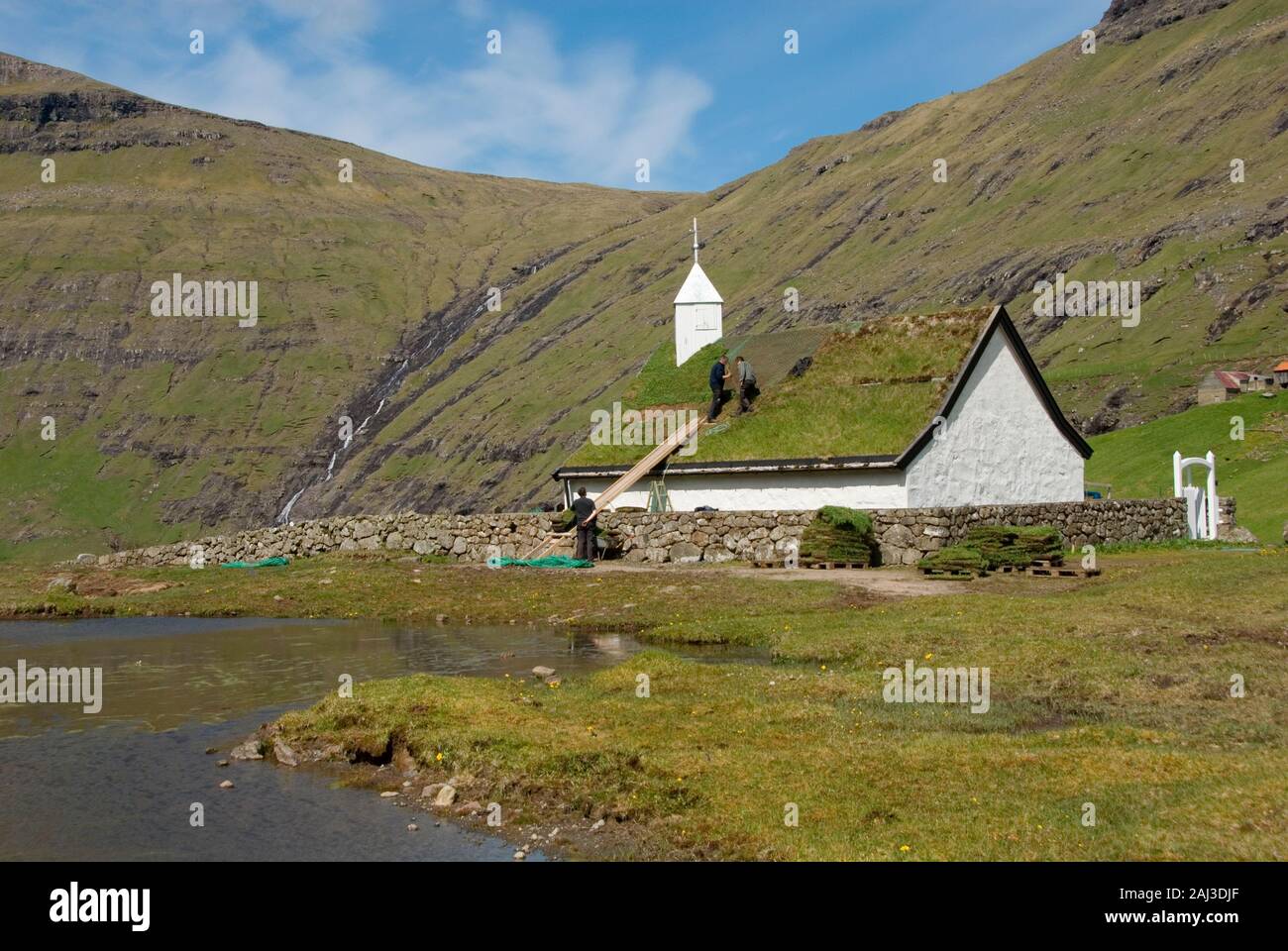 Europa, Daenemark, Faeroeer,Isole, Insel Streymoy, Saksun, Kirche Foto Stock