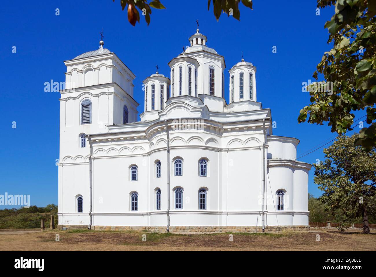 Serbisch-orthodoxe Kirche der Heiligen Erzengel Michael und Gabriel, Kondzelj, Serbien, Balkan / Sv. Arh. Mihajla ho Gavrila Foto Stock