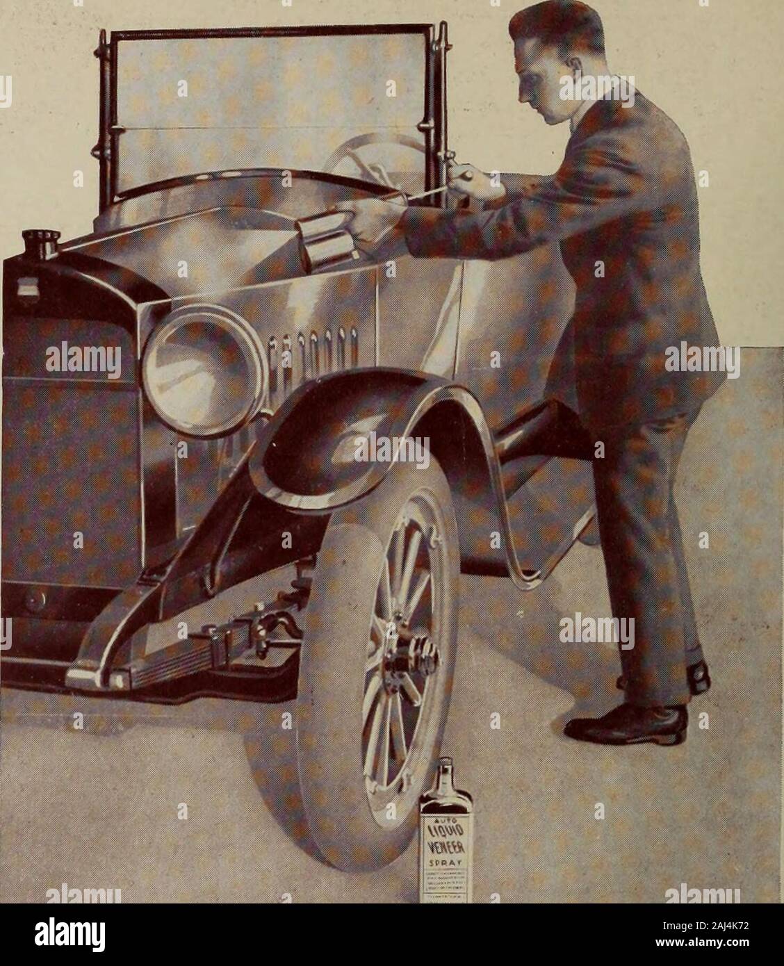 Merchandising Hardware marzo-giugno 1917 . 52 HARDWARE E METALLO Aprile 7, 1917. Non lavare il vostro Car-Spray ho magazzino WhirlwindSeller! Qui è un accessorio si cansell a nove delle dieci auto propria-ers. Il suo appello è irresistibile.pensare di risparmiare il 95% di lavaggio-con tutte le sue noie, muss e.polverone. Questo è solo il grande vendita, ri-peating, altamente redditizio acces-sory che stai cercando thisspring-il tuo vecchio amico, LiquidVeneer, specialmente preparato, forspray pulizia e polishingautomobiles, ora noto come auto. mm A8& Vendite finora sono stati fenomenali. Hard-ware i concessionari in tutto il mondo sono ri-ord Foto Stock