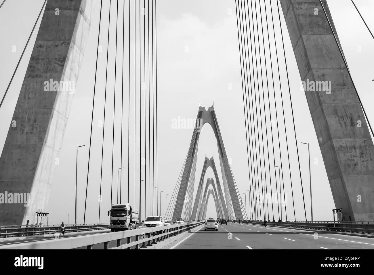Nhat Tan ponte sopra il Fiume Rosso, Hanoi, Vietnam Foto Stock