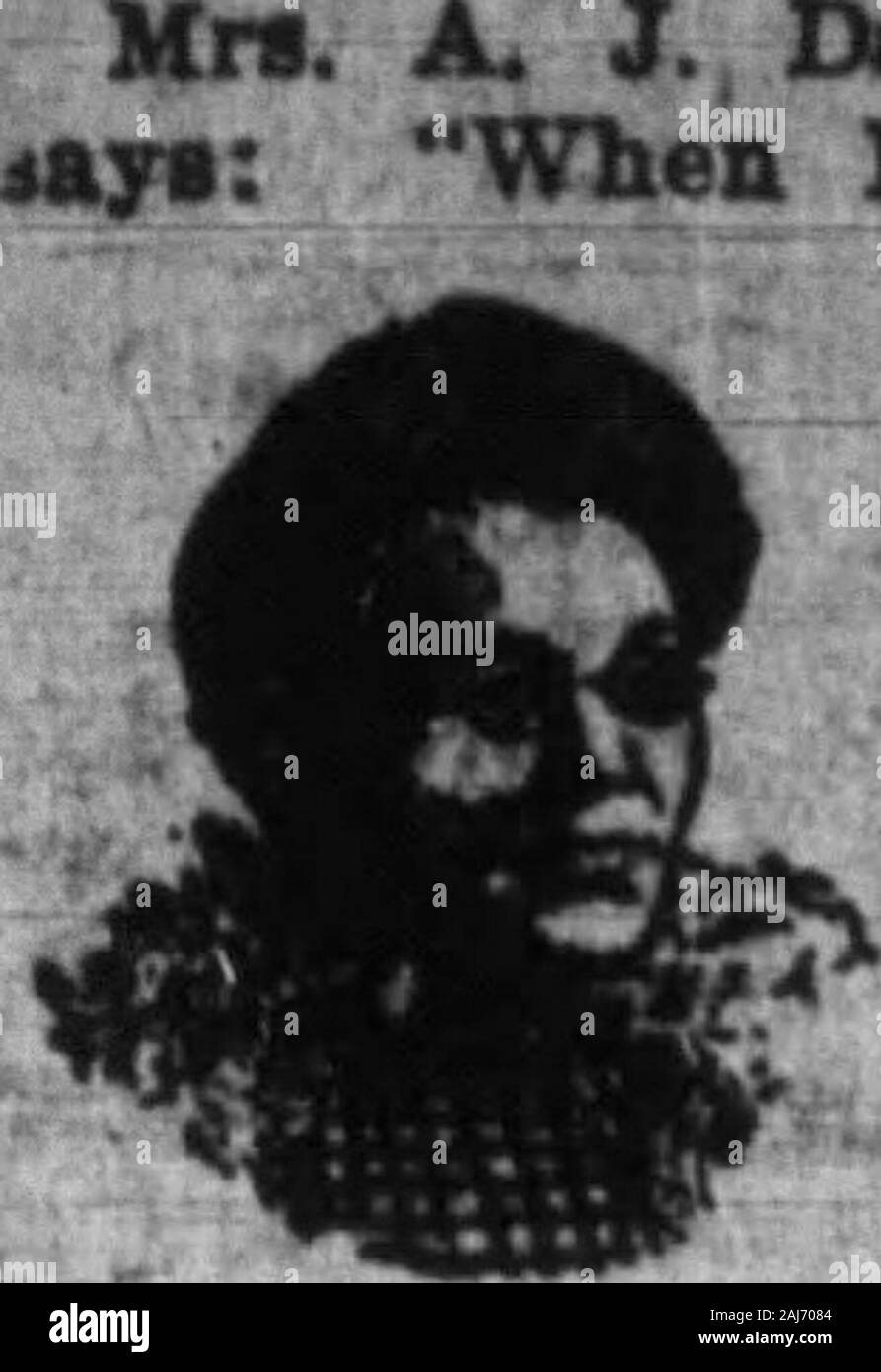 Boone County Recorder . pole atthat tempo, egli ha detto, e prevede di bsback alla base verso la fine di maggio. Io sto facendo un percorso rettilineo peril pole, il dott. Cook ha scritto. Il boysare facendo bene e ho molta oidogs. Mi auguro di avere successo. In ogni caso,mi limiterò a fare un sforzo disperato. Aspettiamo WhileIa tornare entro la fine olMav, ancora vi auguro di essere pronto a Togo Acponle, tbe isola Nord Star,   .dove  i whalers steamerscome, dal 5 giugno, e se mi amnot indietro, per tornare a casa con il whalers.Ritengo tuttavia ci sarà di nuovo. Tre settimane. Ha portato a una notevole Changs. A. J. Davis di Marray, Foto Stock