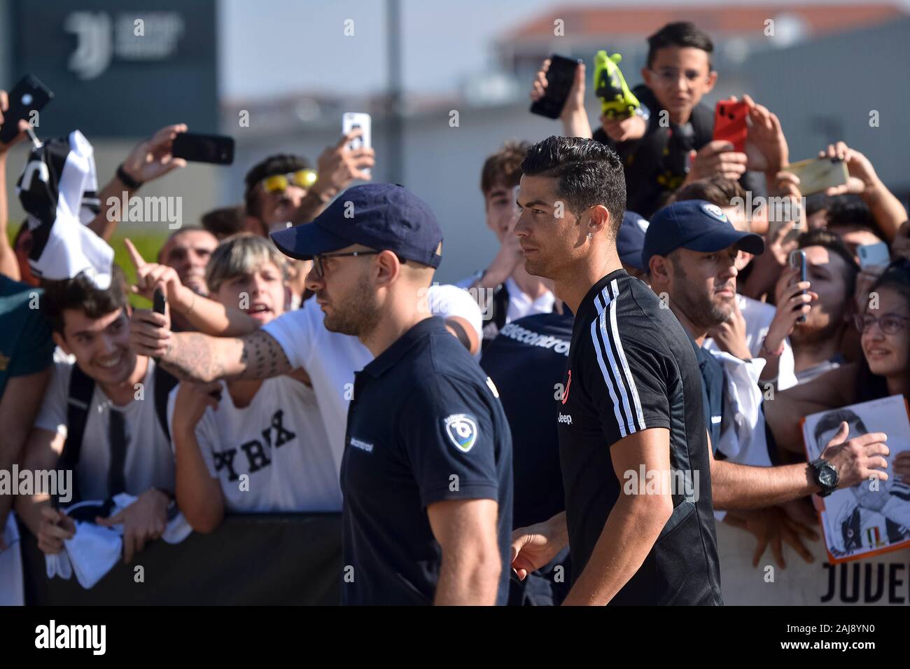 Torino, Italia. 13 Luglio 2019: Juventus player Cristiano Ronaldo arriva a J Medical per esami medici.. Credito: Nicolò Campo/Alamy Live News Foto Stock