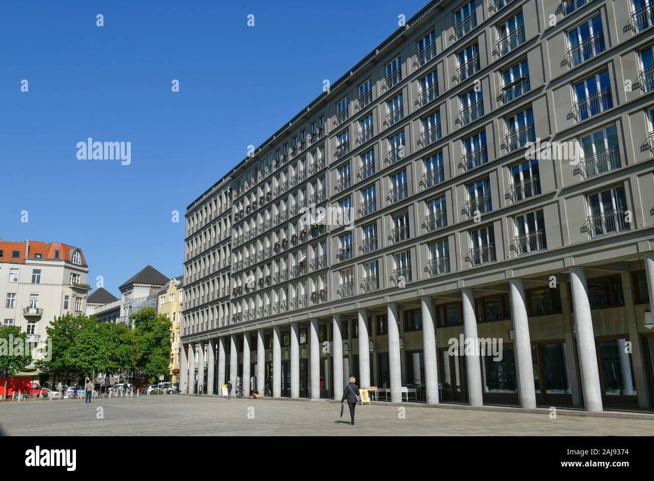 Geschäftshaus, Walter-Benjamin-Platz, Charlottenburg di Berlino, Deutschland Foto Stock