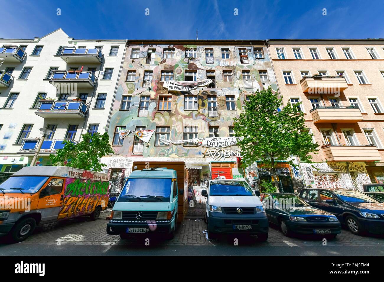 Besetztes Haus, Rigaer Straße 94, Friedrichshain di Berlino, Deutschland Foto Stock