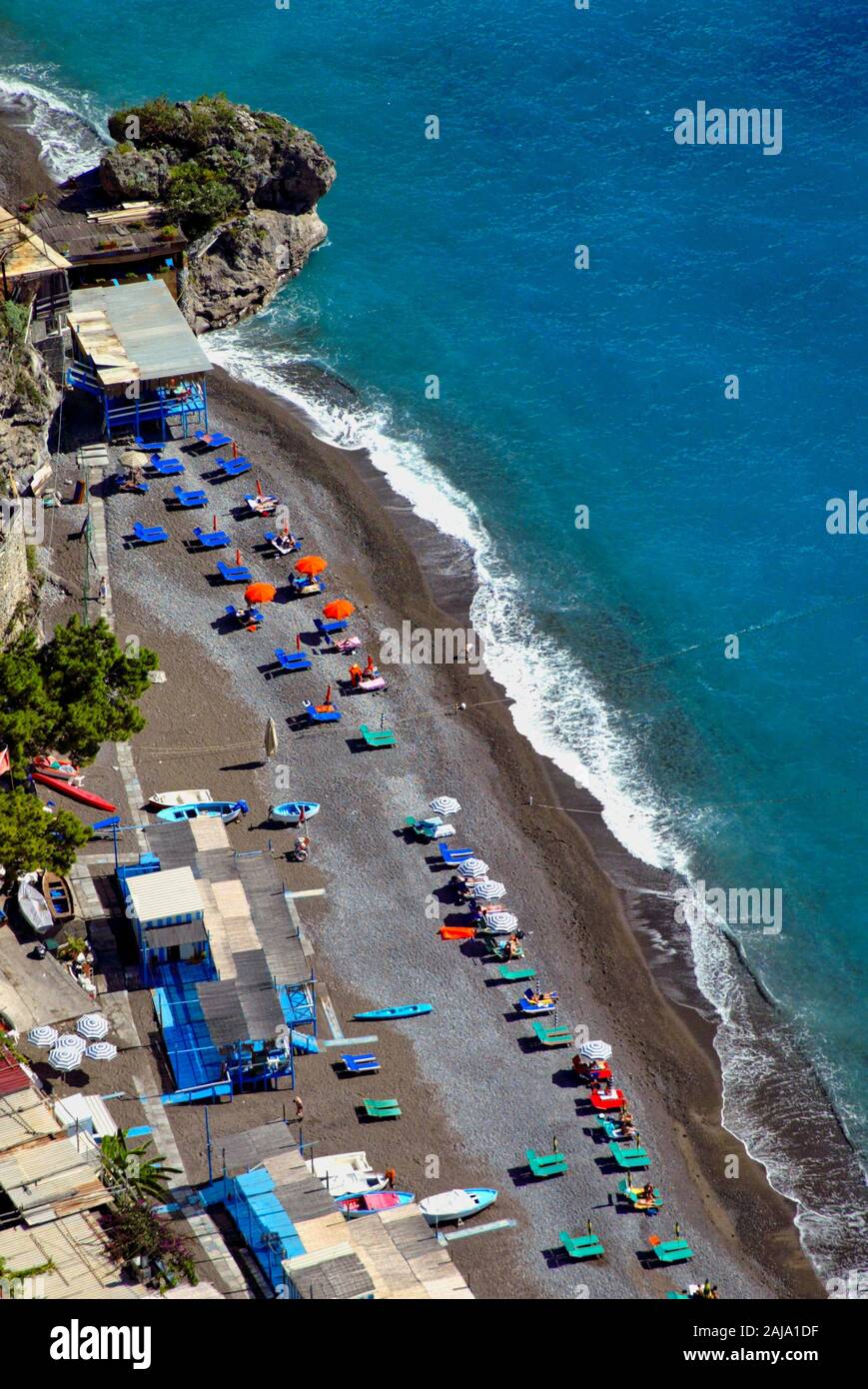 Vista dalla Costiera Amalfitana sulla costa a Positano, provincia di Napoli, Campania, Italia, Europa Foto Stock