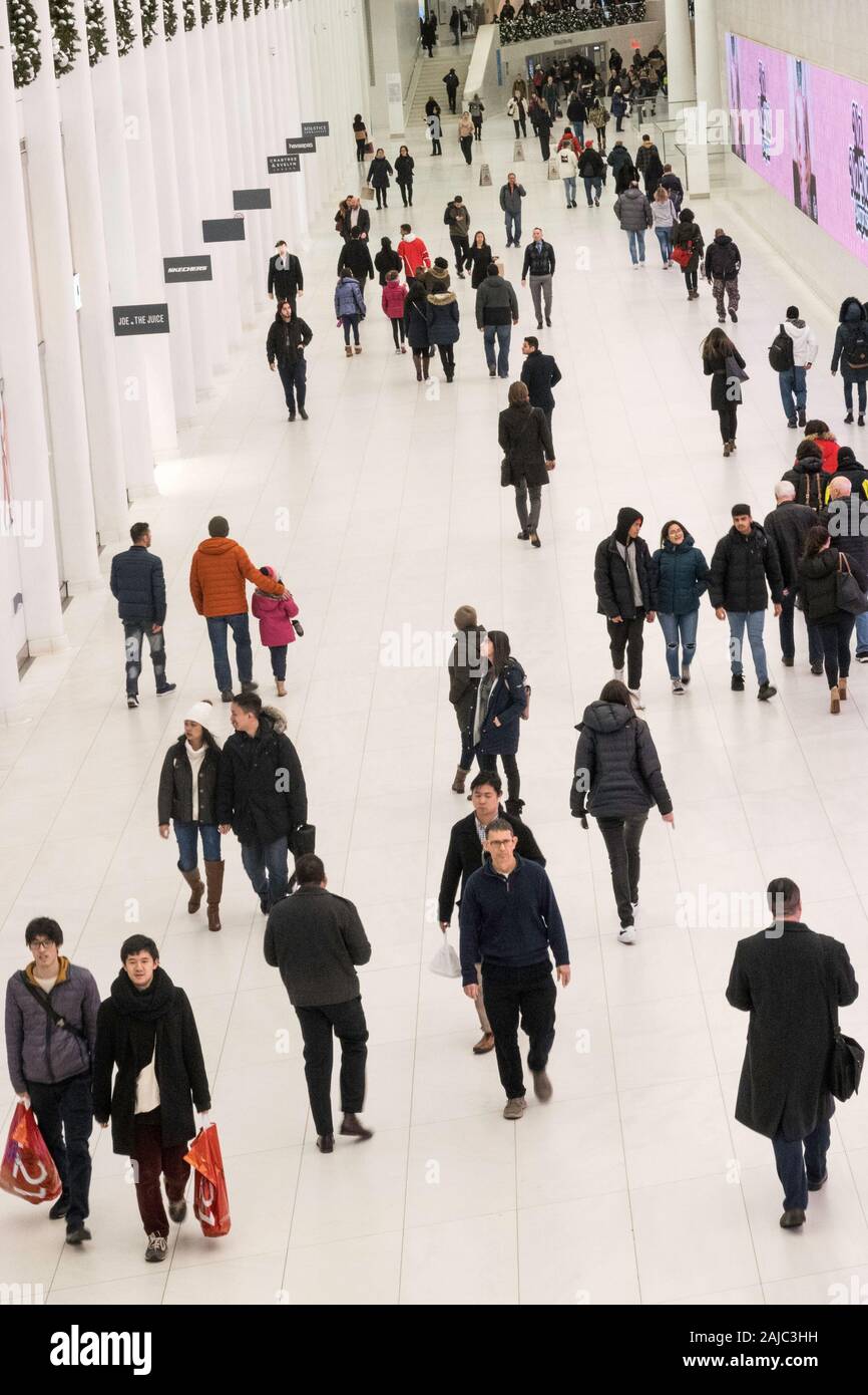 Il corridoio tra Westfield World Trade Center al posto di Brookfield è un complesso di shopping, NYC, STATI UNITI D'AMERICA Foto Stock