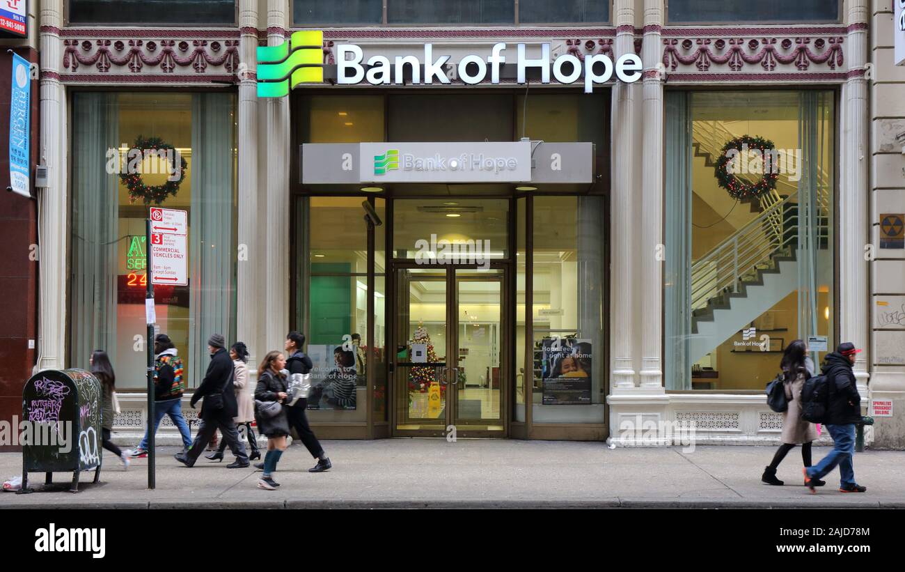 Banca di speranza, 16 West 32th Street, New York, NY. esterno alla vetrina di korean american bank in po' di Corea in midtown Manhattan. Foto Stock