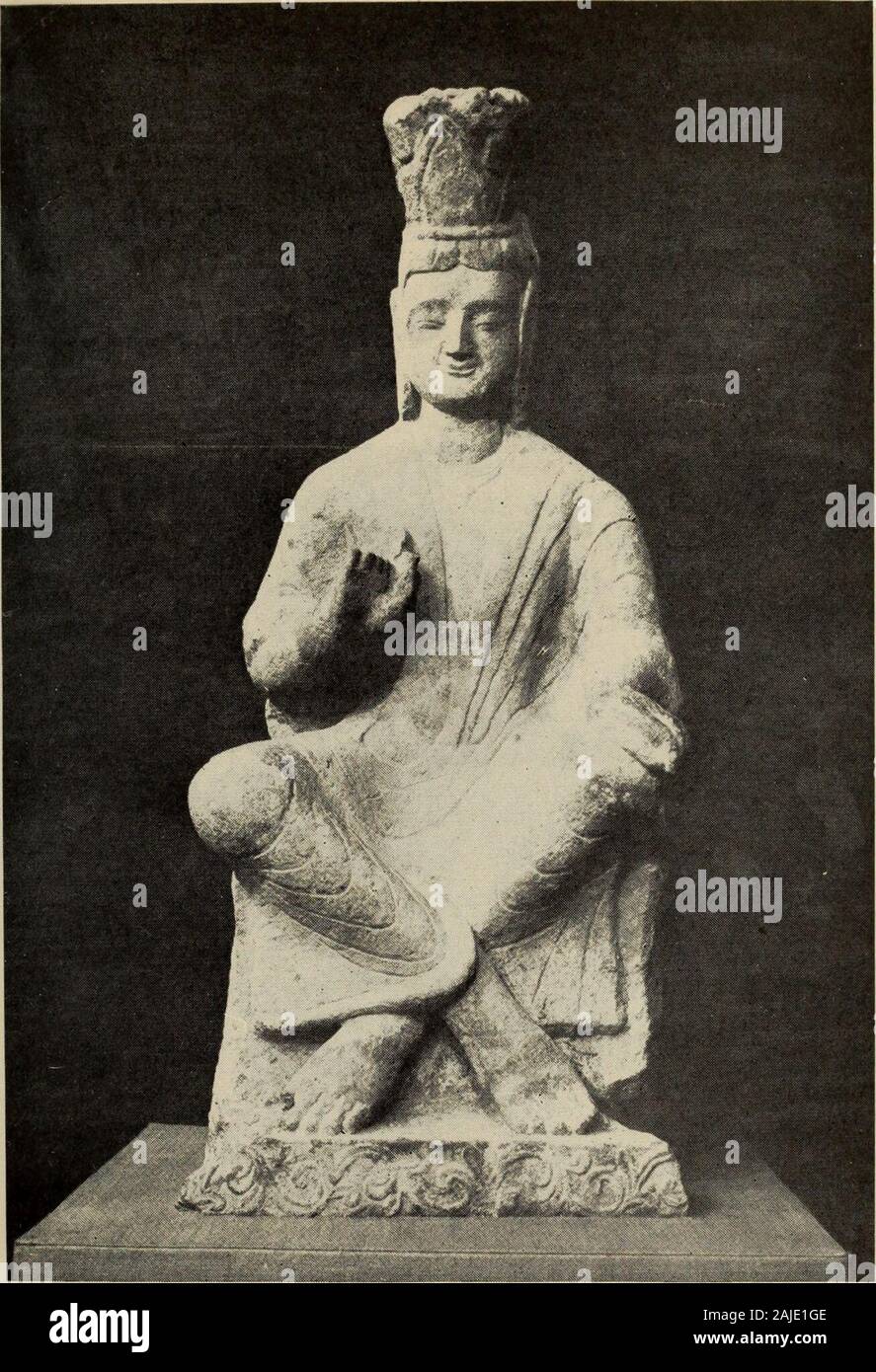 La storia dell' arte . fe, littleby poco, attraverso la progressiva generalizzazioni whichare forever ampliamento, o che inizia di nuovo onother basi. In Cina il simbolo governa la vita andshuts in da ogni lato. Le mutevoli realtà che la Occidentaldesires, idealistica conquista che induce lui, andmans tentare di salire verso l'armonia, l'intelligenza,e la moralità sembrano rimanere insospettato da theChinese. Egli ha trovato, almeno lui pensa che ha trovato,la sua modalità di relazioni sociali. Perché dovrebbe hechange? Quando denunciamo la sua assenza di ideahsm,j&GT;erhaps stiamo solo dicendo che il suo vecchio ide Foto Stock