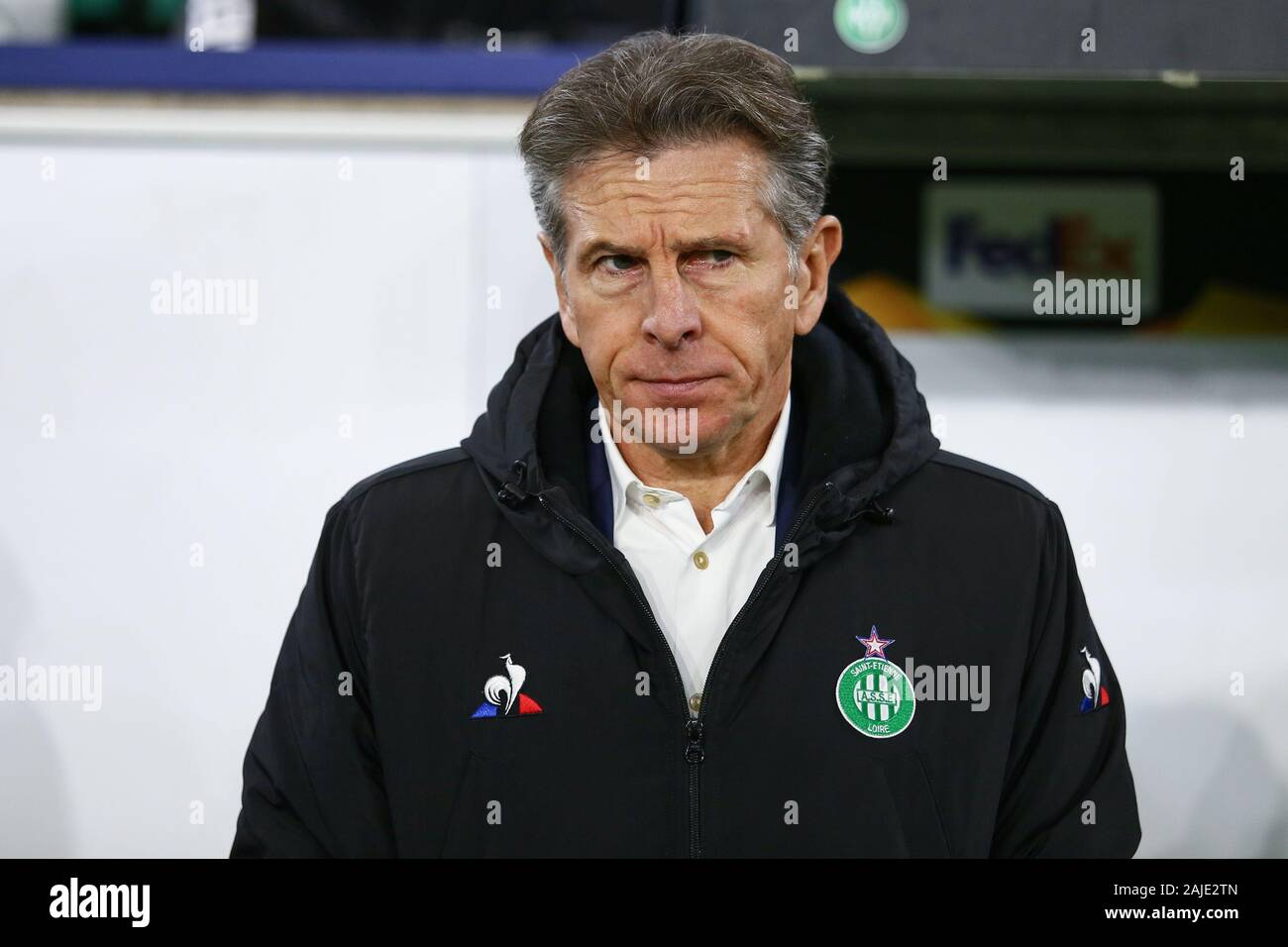 Wolfsburg, Germania, 12 Dicembre 2019: Claude Puel Head Coach della come Saint-Etienne durante UEFA Europa League Foto Stock