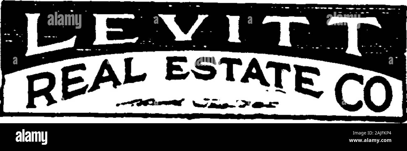 1921 Des Moines e Polk County, Iowa, Città Directory . • R &gt;% fl CO un B o M 0 S s "0 UE un §1 i ^1 mStiRANCESlKflASEHaNEW AMSTERMHC/BUAUYO WAL H/ Rowat Maria un (wid John) res 1101 WalkerROWAT THOMAS W Manager Rowat pietra da taglio Co, res 1103 Walker, telefono 3439D'Acero Rowe vedi anche RoeRowe Albt slsmn S Davidson & Bros (C) res 1440 XIV Rowe Albt L sales agt Natl Biscuit anime 818 xviii Rowe Bell onorevole emp Am Ldry rms 518 eWalnut Rowe Clifford e imballatore Downing ElecCo res 518 e noce Rowe Doris cashr teatro famiglia rms820 7 Rowe Edwin P cook Hotel Savary rms721 7 Rowe e m rms Iowa Hotel Rowe FL e Foto Stock