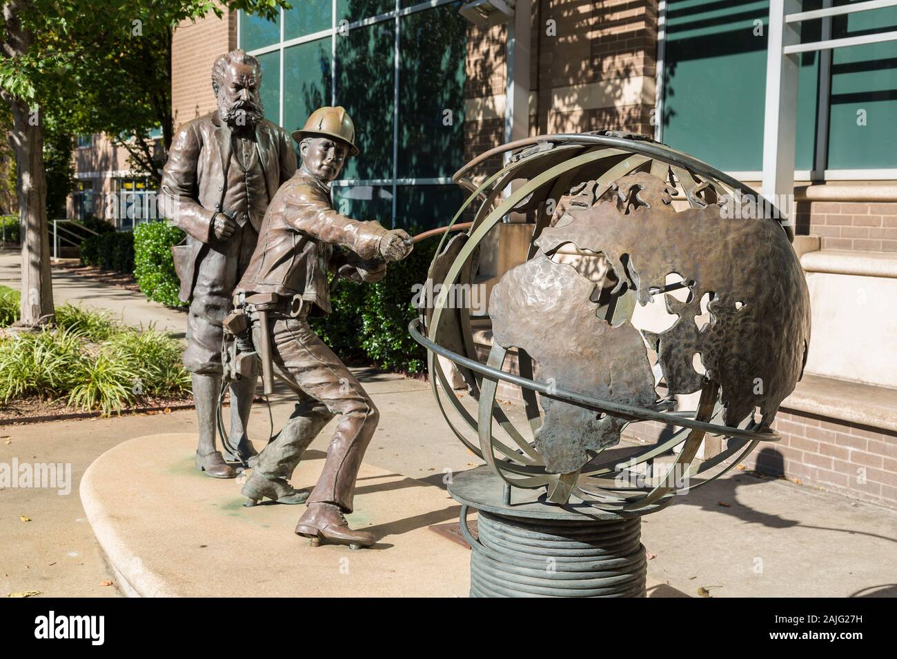 Statua di Alexander Graham Bell, Charlotte, NC, Stati Uniti d'America Foto Stock