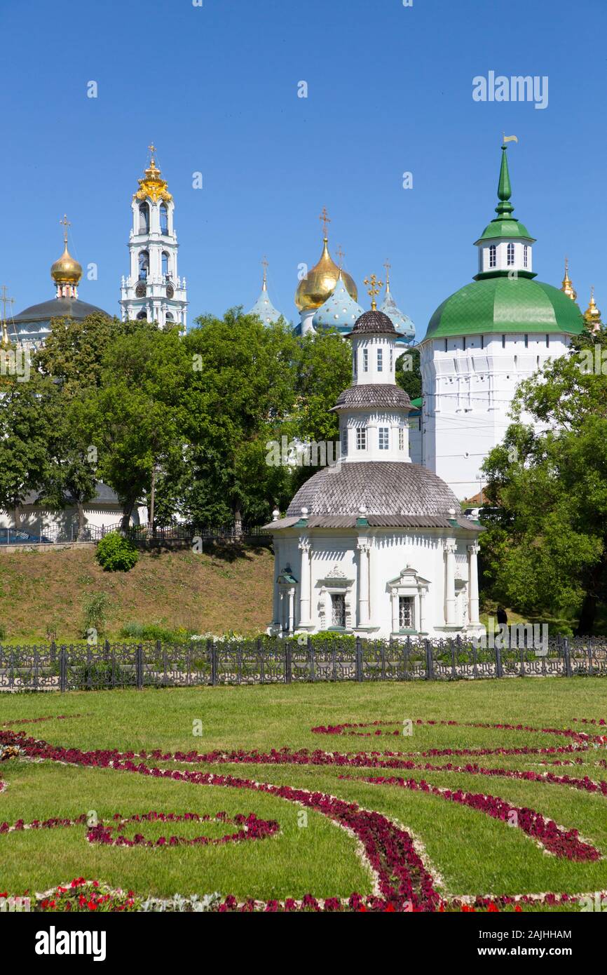 Panoramica, la Santa Trinità di San Sergio Lavra, sito UNESCO, Sergiev Posad, Golden Ring, Oblast di Mosca, Russia Foto Stock