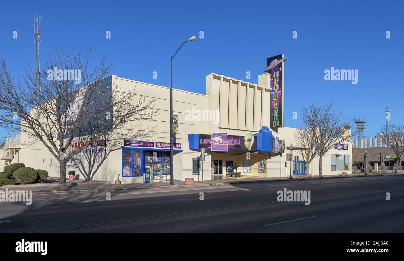 International UFO Museum e il centro di ricerca sulla strada principale nel centro di Roswell, New Mexico Foto Stock