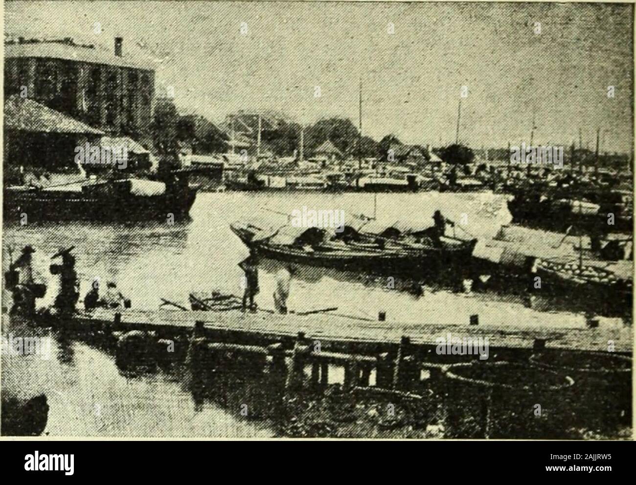 La Mujer . El. 7.0 lRÍNCUl. di; L . 1 A.Mll^I.V IMPKRI.VL replica. El Principe le amenaza. Seiisaci()n. Spiccioli ydiretes en verso y prosa. Canto. Música. Al principese le acaba la paciencia. El Viejo le acomete y recibeuna coz en el estómago. Viejo muerto. Movimiento ge-neral. El Muerto se las guilla. ESCENA XXII El sacerdote acude á motejar al príncipe su conductaEl príncipe contesta biella puñetazo delle Nazioni Unite. Muere el sa,cer-dote y se va. ESCENA XXIII El príncipe solista. Aria famosa. Sensación. Mento ChinLas Diez en punto y todo el mundo á la calle. Ya ustedes pueden decir que han visto el teatro chino.Pe Foto Stock