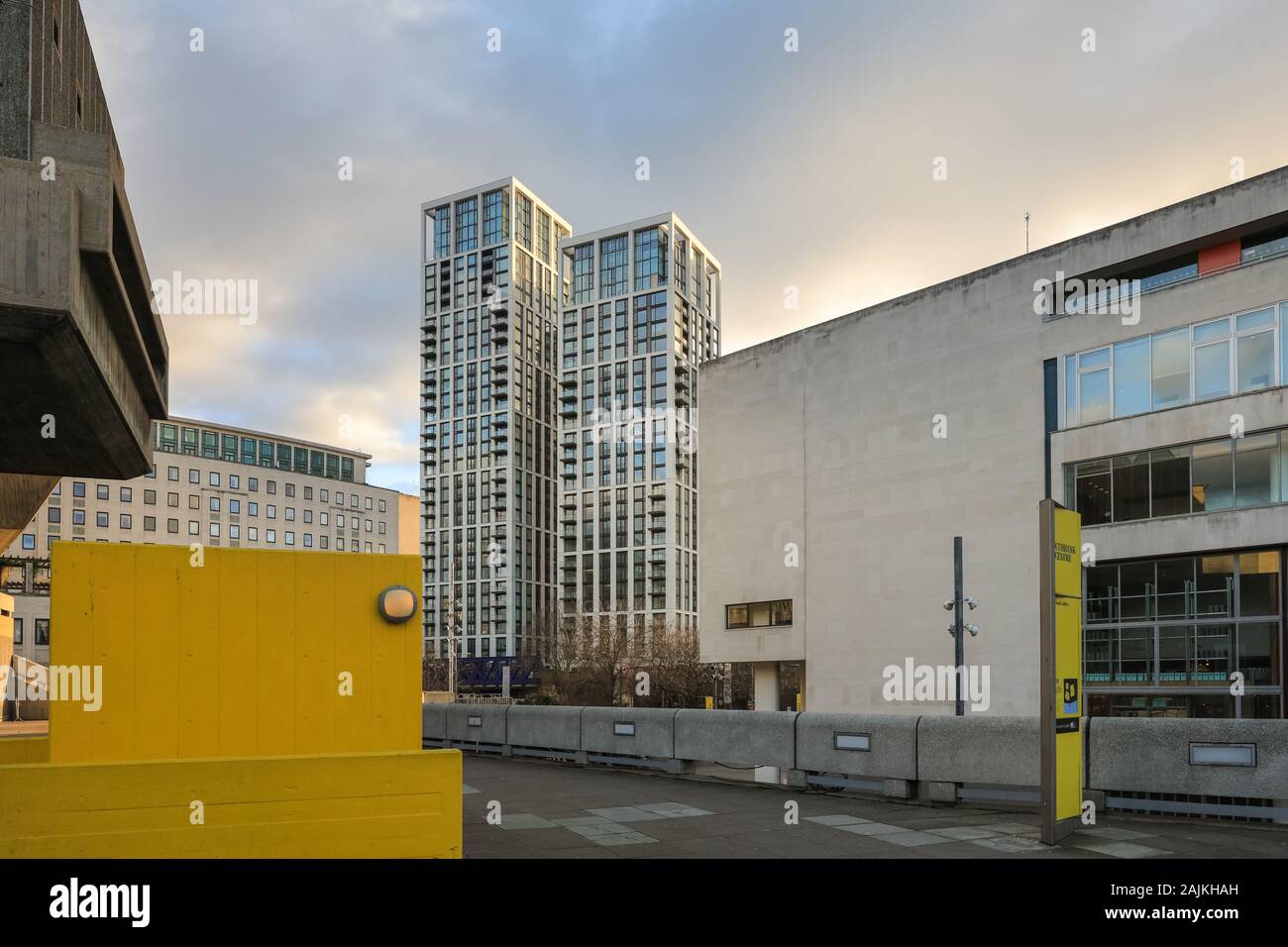 Nuovo appartamento edifici e Southbank architettura, London REGNO UNITO Foto Stock