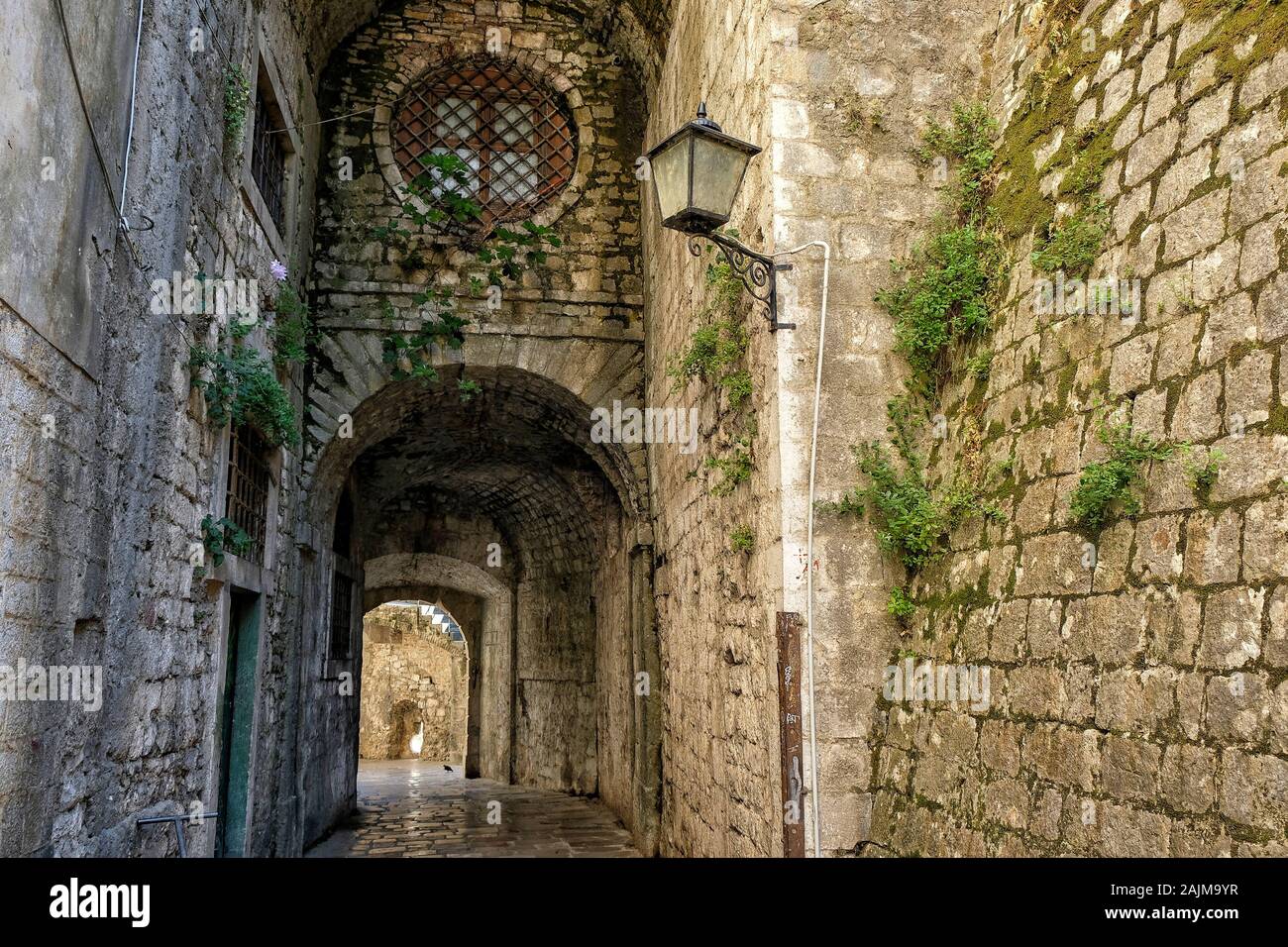 Ingresso al centro storico di Cattaro in Montenegro. Foto Stock