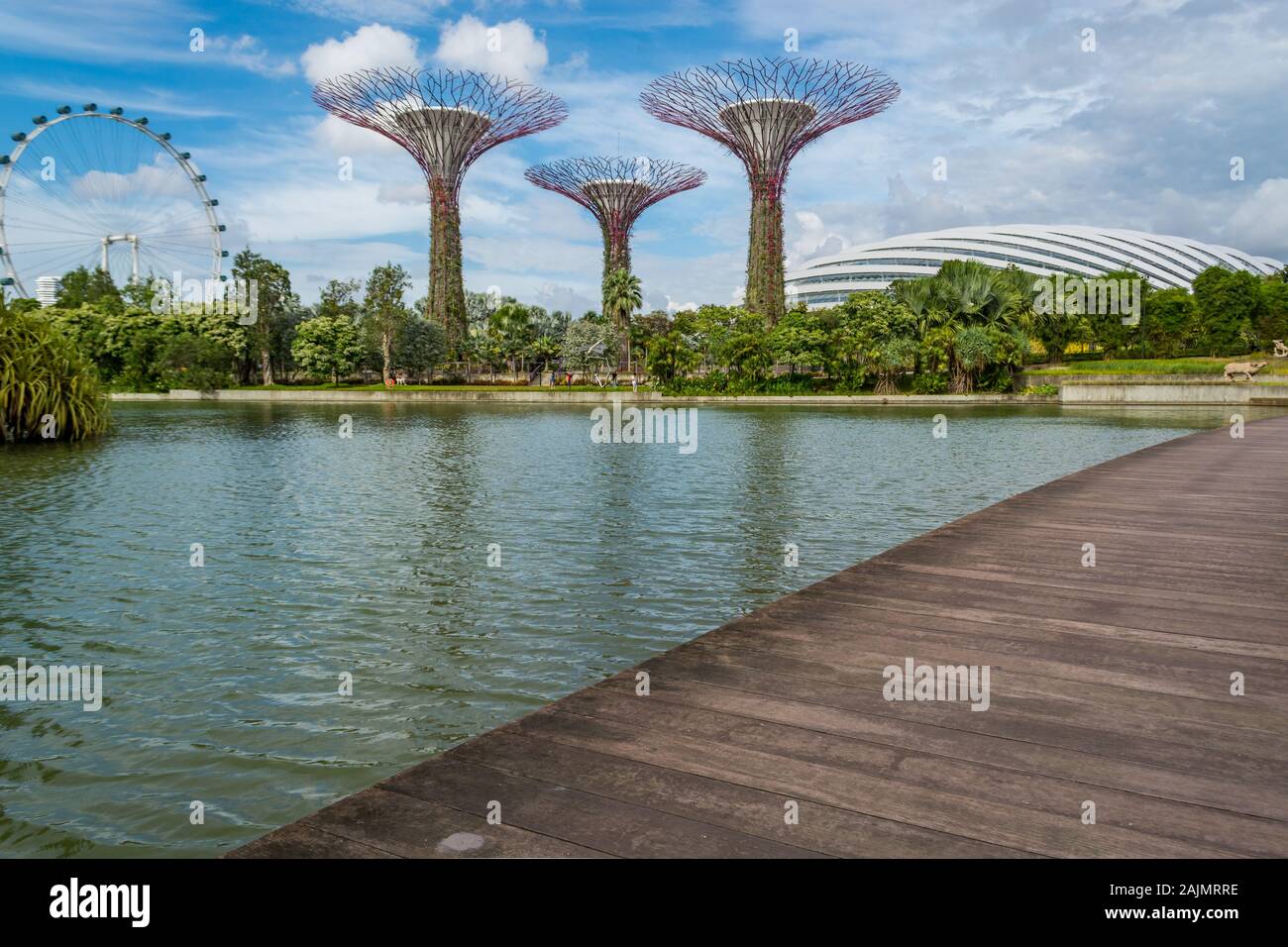 Giardini dalla Baia di Singapore Foto Stock