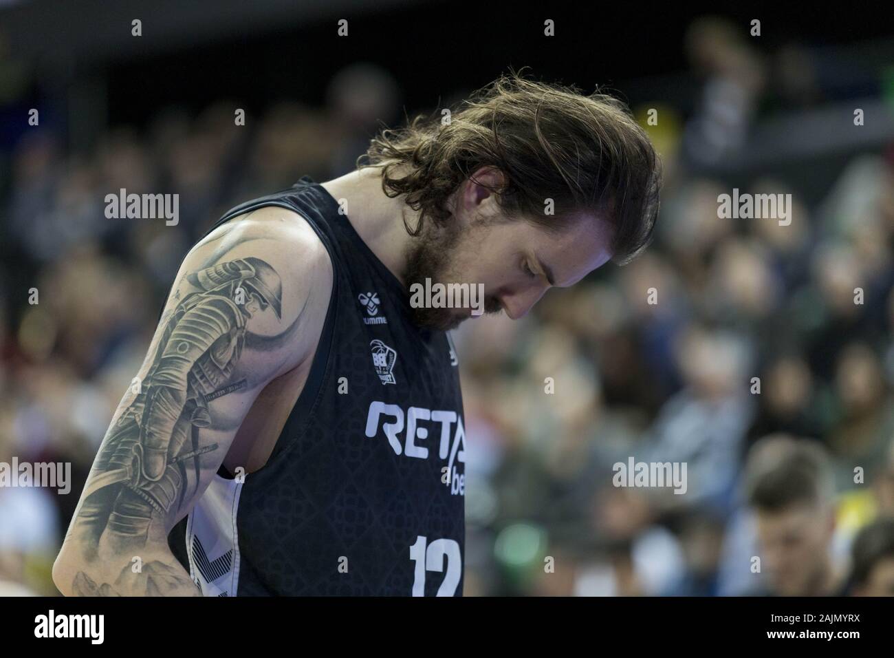 Bilbao, Spagna. 4 gennaio, 2020. ONDREJ BALVIN (12) durante il gioco tra RETABet Bilbao Basket e Movistar Estudiantes a Miribilla Arena di Bilbao in Bilbao. Sabato 4 Gennaio, 2020. Credit: Edu Del Fresno/ZUMA filo/Alamy Live News Foto Stock