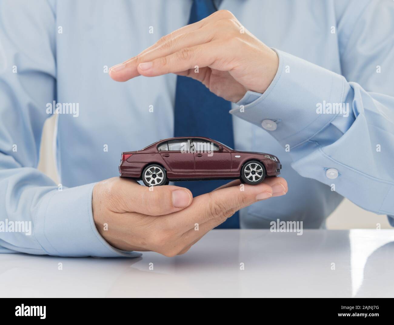 Protezione della vettura (automobile). Il concetto di assicurazione. Foto Stock