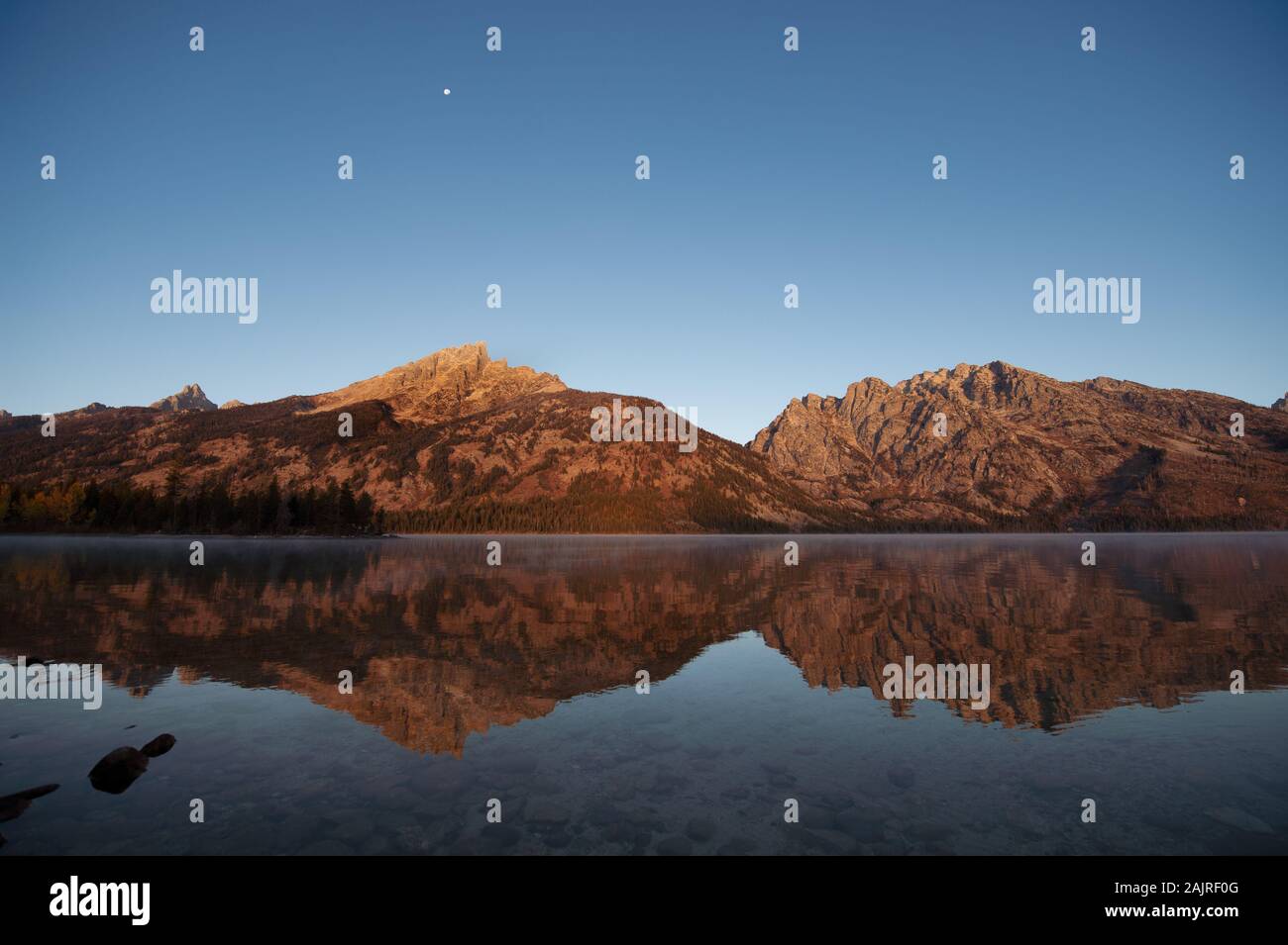 Jenny Lake all'alba nel Grand Teton Natinal Park. Foto Stock