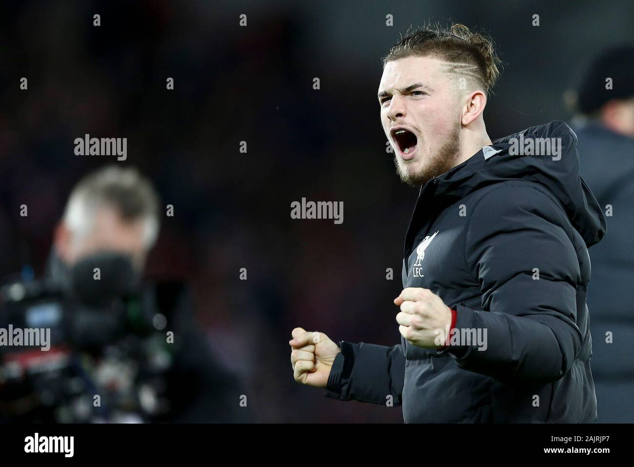 Liverpool, Regno Unito. 05 gen, 2020. Harvey Elliott di Liverpool celebra alla fine del gioco. La Emirates FA Cup, terzo round, Liverpool v Everton ad Anfield Stadium di Liverpool domenica 5 gennaio 2020. Questa immagine può essere utilizzata solo per scopi editoriali. Solo uso editoriale, è richiesta una licenza per uso commerciale. Nessun uso in scommesse, giochi o un singolo giocatore/club/league pubblicazioni. pic da Chris Stading/Andrew Orchard fotografia sportiva/Alamy Live news Credito: Andrew Orchard fotografia sportiva/Alamy Live News Foto Stock