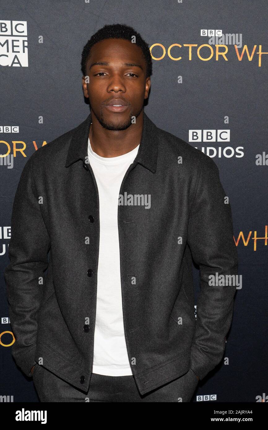 Newark, NY, STATI UNITI D'AMERICA. Gen 5, 2020. Tosin Cole presso gli arrivi per BBC AMERICA MEDICO CHE Premiere Screening, Il Paley Centre for Media, Newark, NY, 5 gennaio 2020. Credito: Jason Smith/Everett raccolta/Alamy Live News Foto Stock