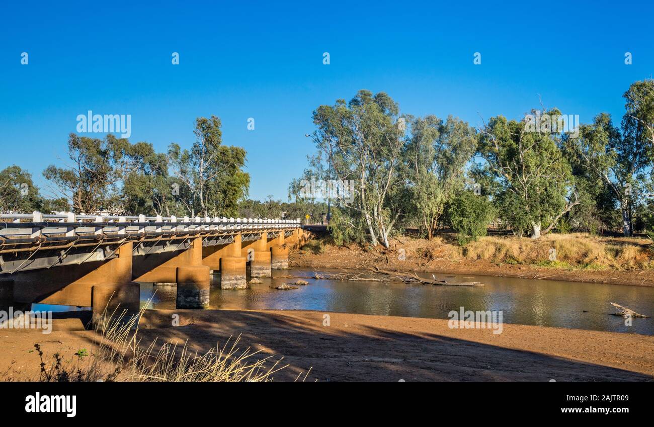 Burke River Bridge vicino la outback città di Boulia in Central West Queensland, Australia Foto Stock