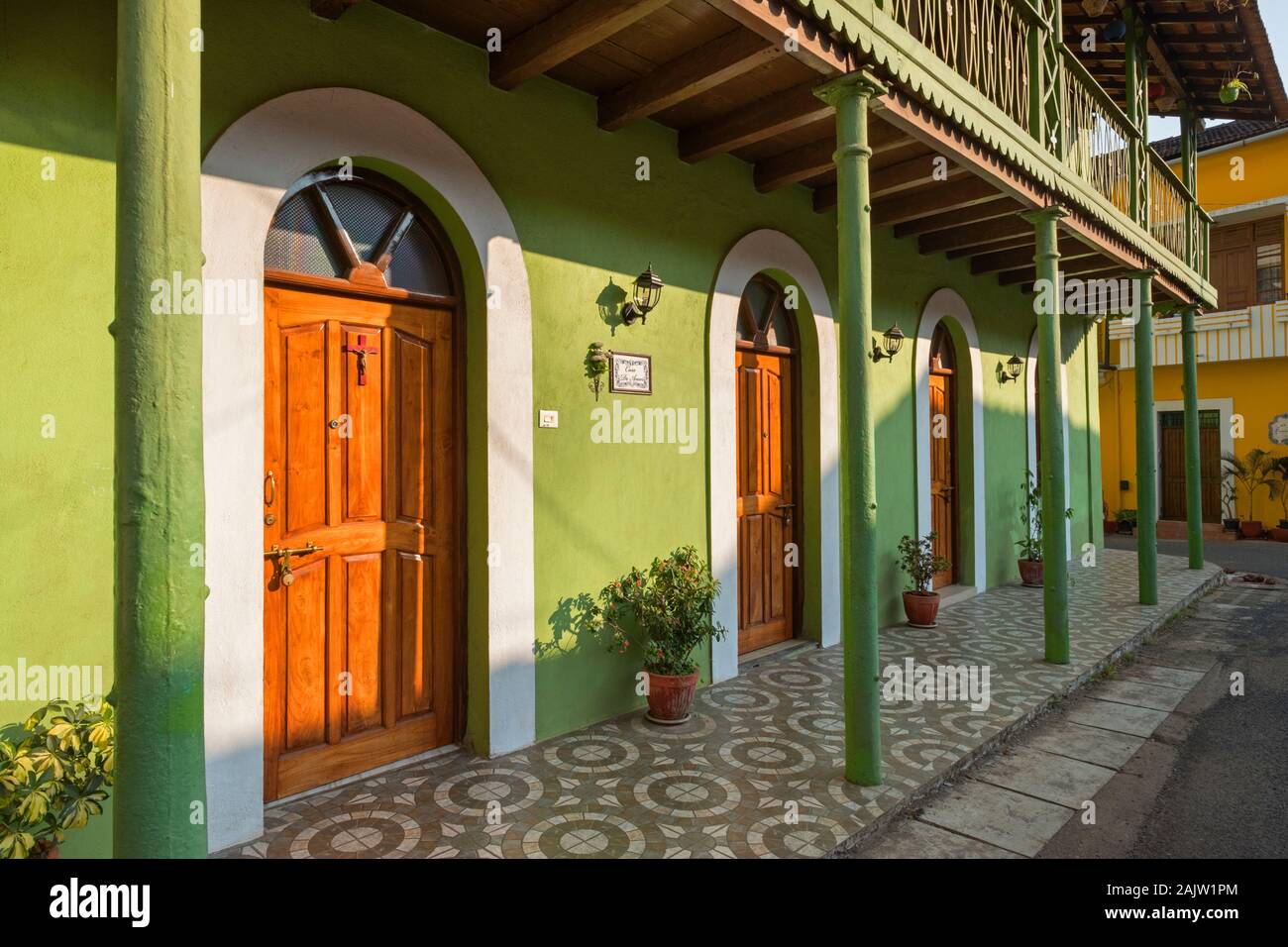 Casa colorati Fontainhas Panjim Goa in India Foto Stock