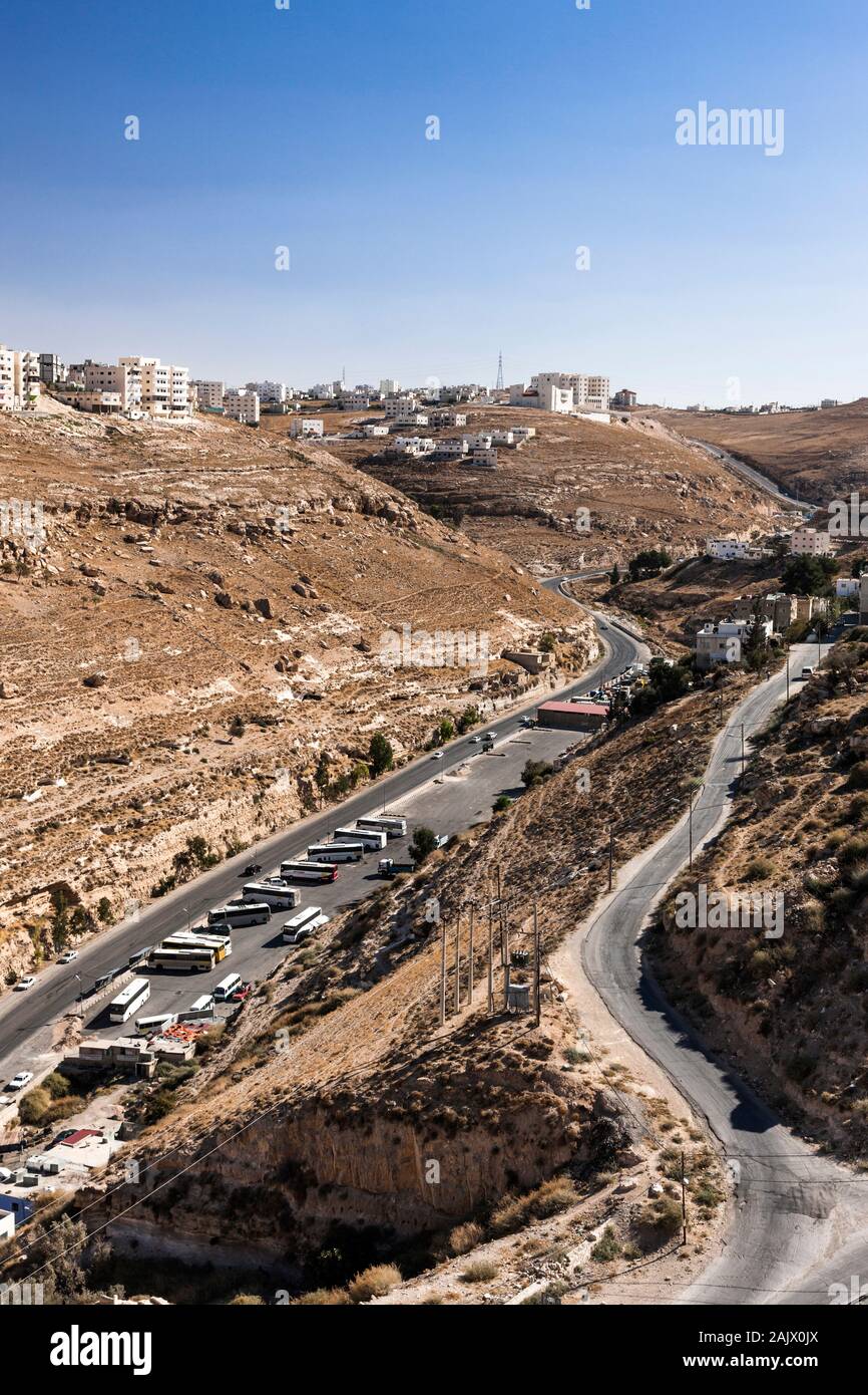 Karak City, al Karak, Kings Highway, route 35, storica strada sulla terra alta, Giordania, Medio Oriente e Asia Foto Stock