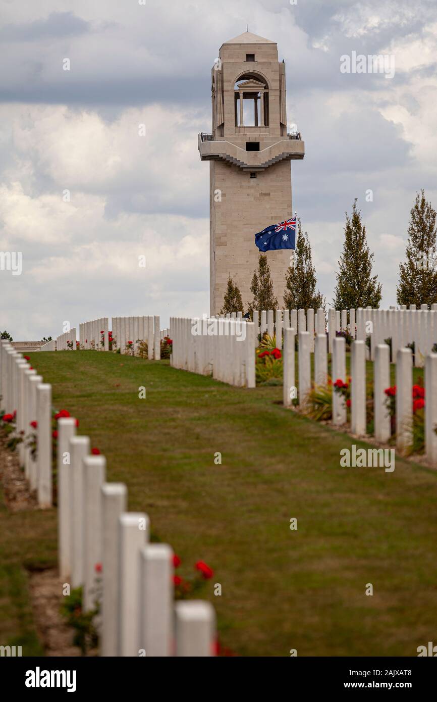 Memorial Cemetery a Villiers-Bretonneux per l'australiano di militari che erano stati persi durante la Prima Guerra Mondiale in Francia. Foto Stock