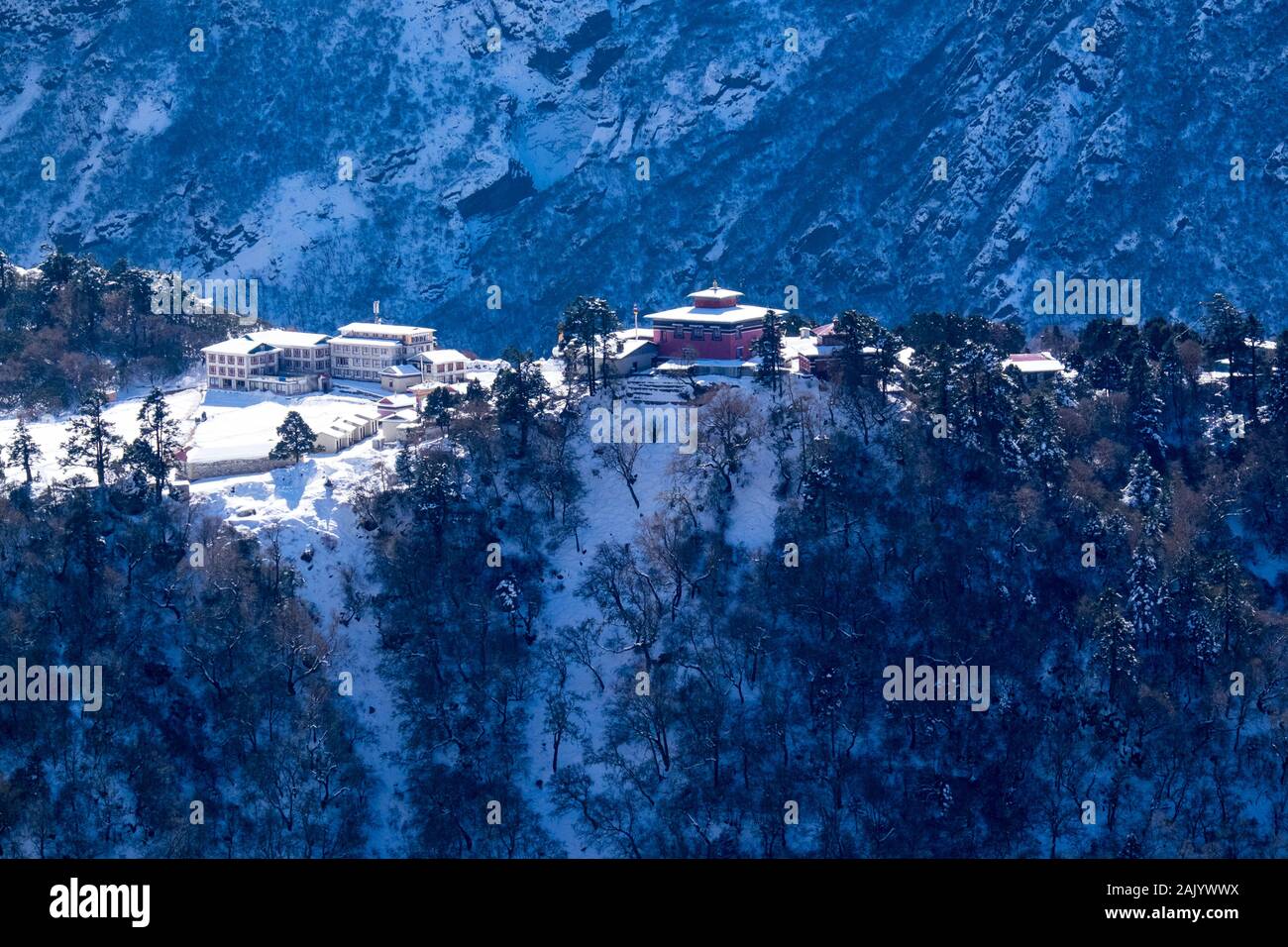 Monastero di Tengboche / Gompa nella regione del Khumbu del Nepal Himalaya in inverno la neve Foto Stock
