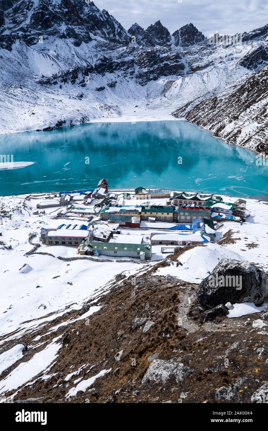 Gokyo trekking lodges su tre passi Trek in Nepal Himalaya Foto Stock