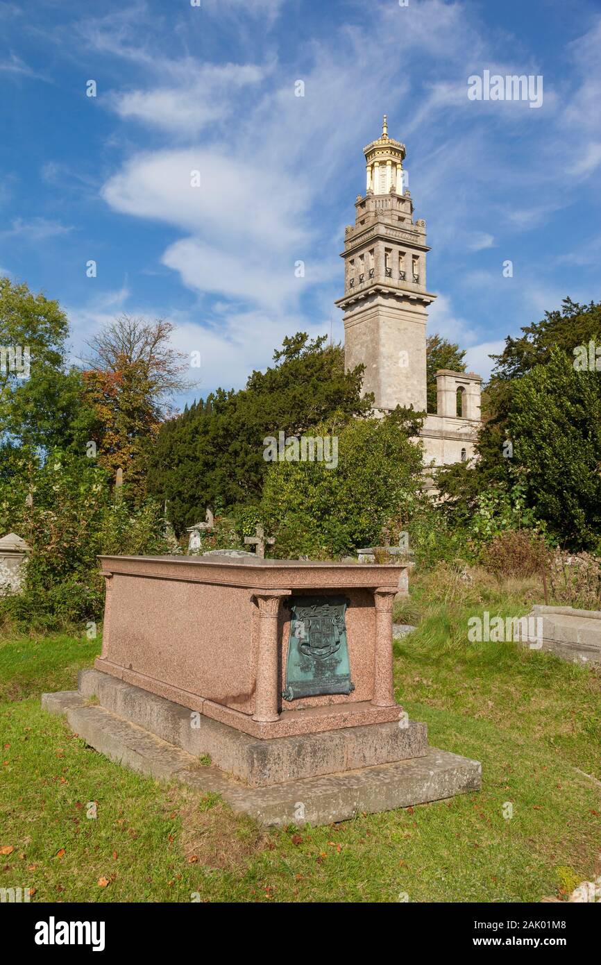Beckford dalla torre e William Beckford la sua tomba a Bath, Inghilterra, Regno Unito Foto Stock