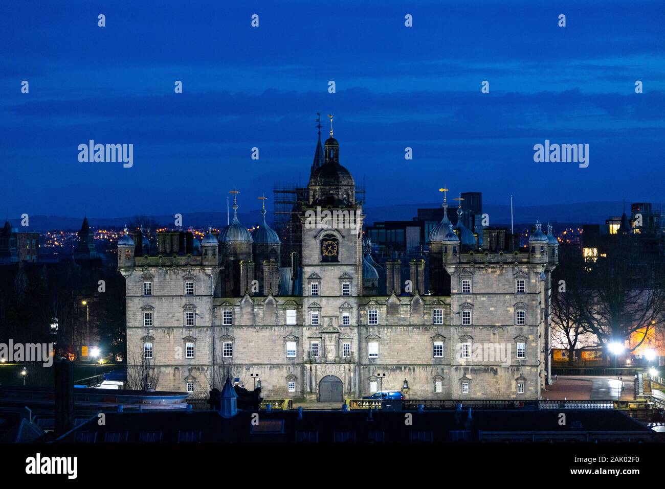 Vista notturna di George Heriots School di Edimburgo, Scozia, Regno Unito Foto Stock