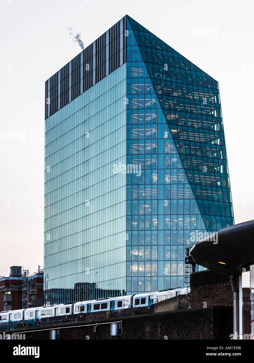 240 Blackfriars Road - misti Ufficio edilizia residenziale in London Southbank, completato 2014 architetti Allford Hall Monaghan Morris Foto Stock