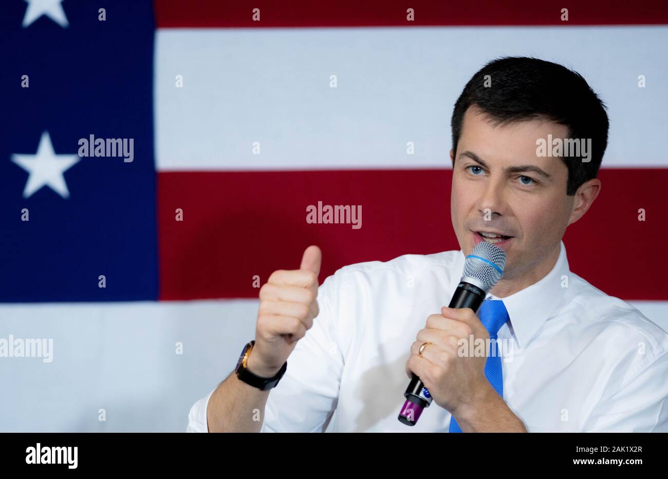 Pete Buttigieg parla a Sud del New Hampshire University di Manchester, N.H., STATI UNITI D'AMERICA. Foto Stock