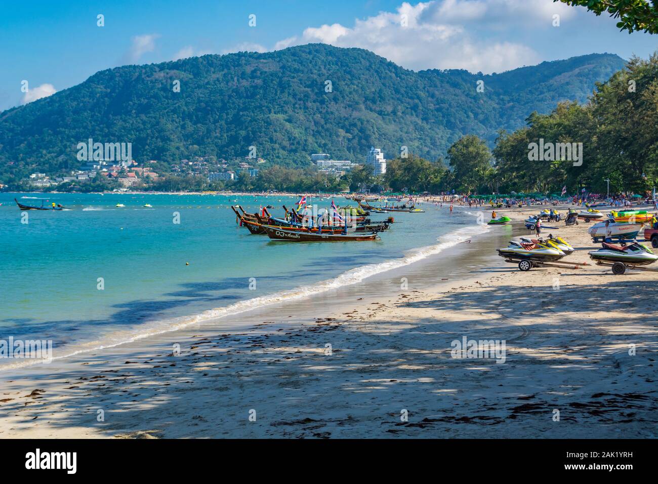 La spiaggia di Patong Tailandia Foto Stock