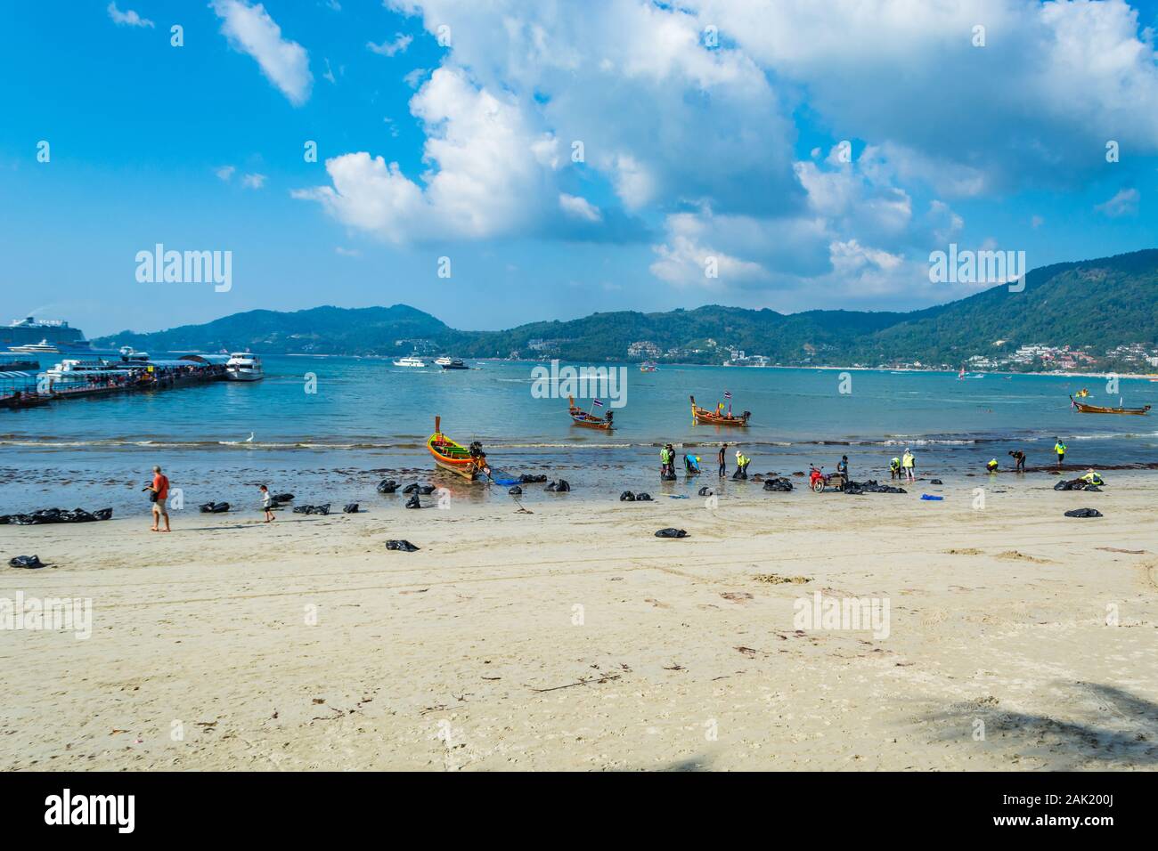 La spiaggia di Patong Tailandia Foto Stock