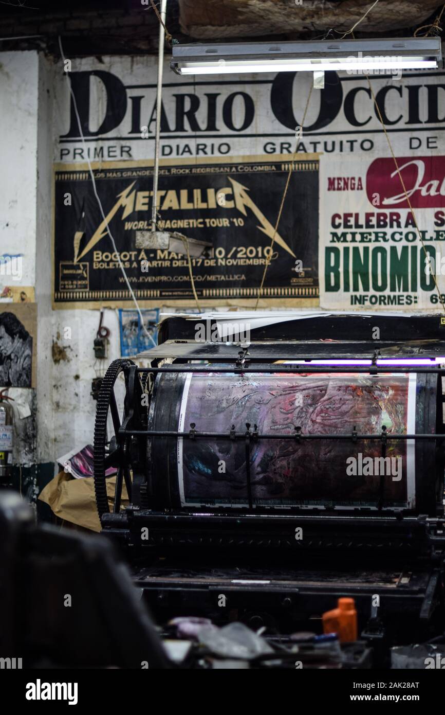 Carteles de 'La Linterna', la vecchia fabbrica di poster in Barrio San Antonio, Cali, Colombia Foto Stock