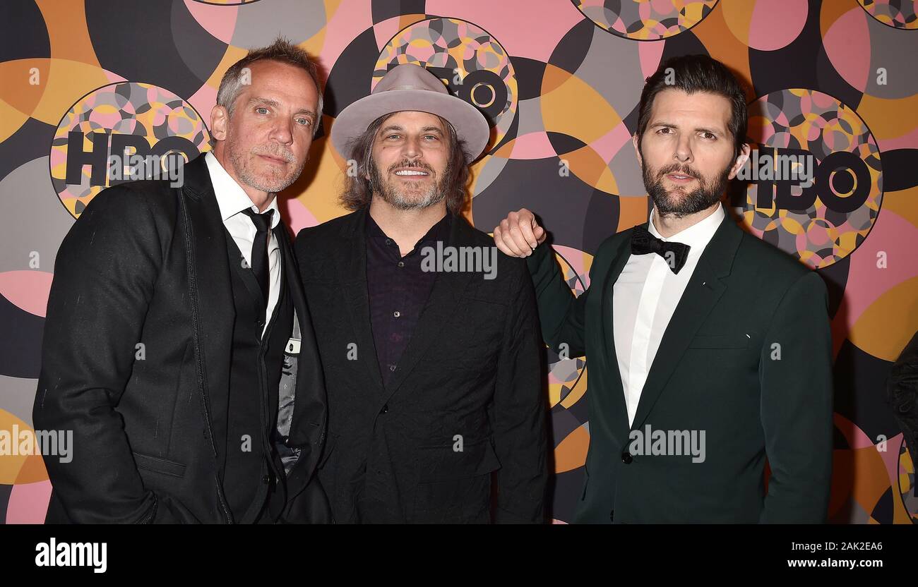 BEVERLY HILLS, CA - gennaio 05: (L-R) Jean-Marc Vallée, Nathan Ross e Adam Scott frequentare del HBO ufficiali Golden Globes After Party a circa 55 Ristorante on gennaio 05, 2020 a Los Angeles, California. Foto Stock