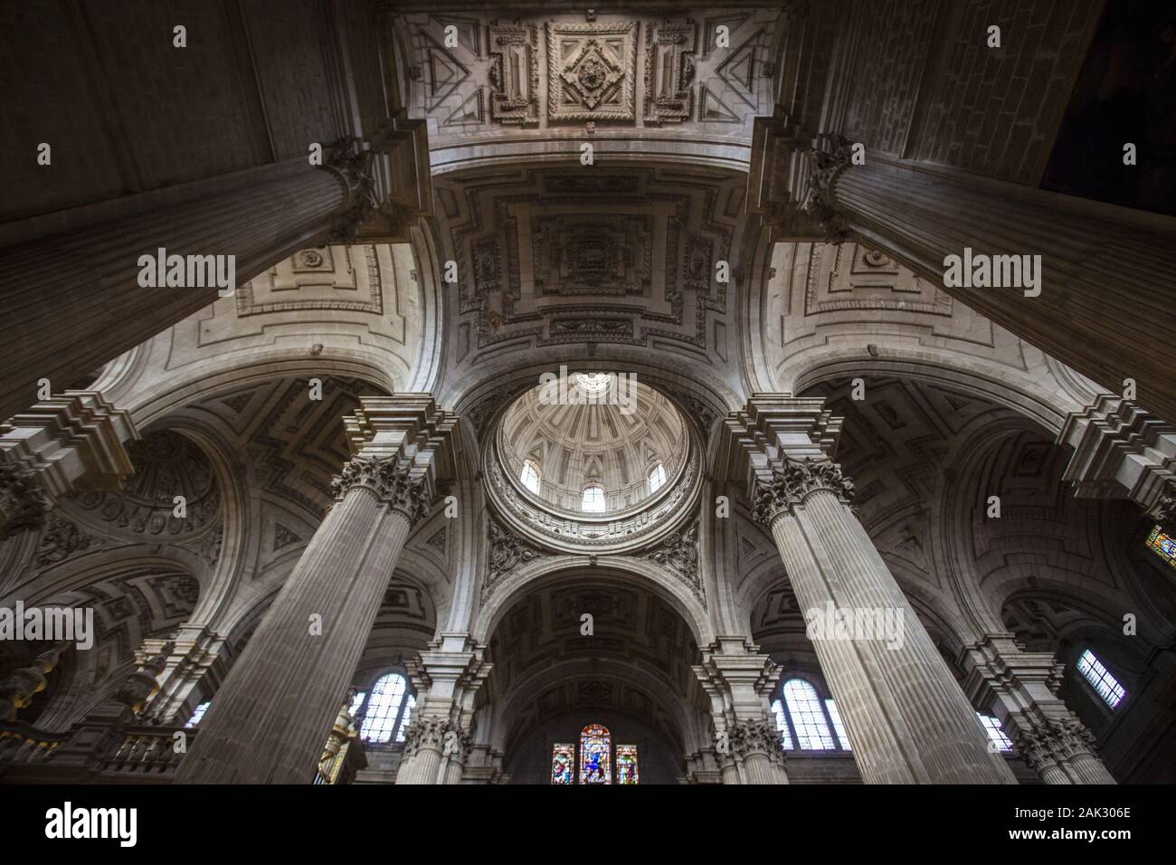 Provinz Jaen/Jaen Stadt: Kathedrale Santa Maria , Blick in das Hauptschiff mit Vierung, Andalusien | Utilizzo di tutto il mondo Foto Stock