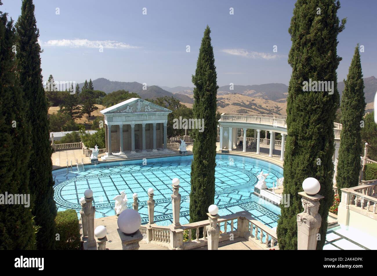 Nettuno piscina presso il Castello di Hearst del Parco Statale di San Simeone, California, Stati Uniti d'America | Utilizzo di tutto il mondo Foto Stock