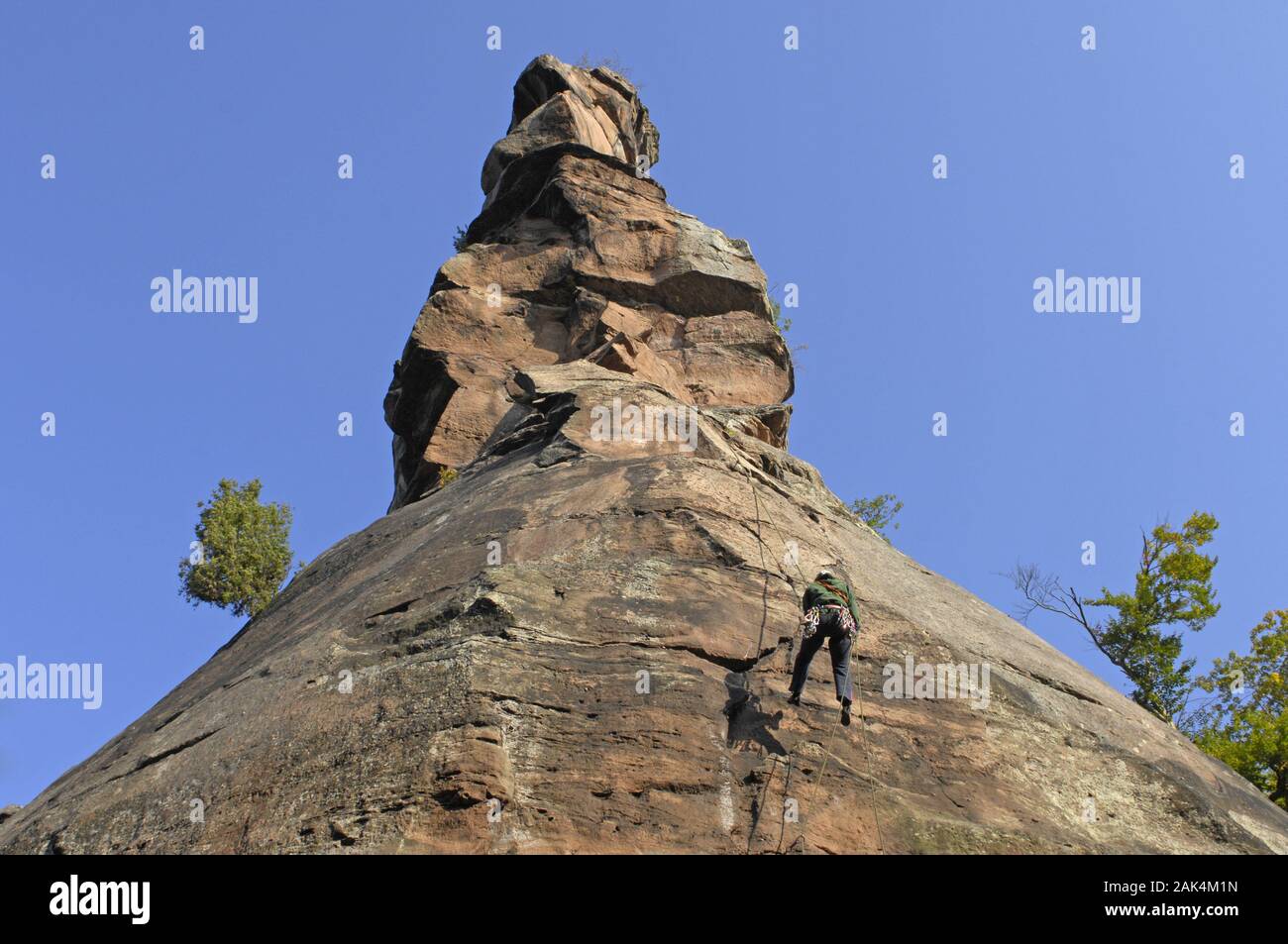 Klettern im Pfälzer Wald, Pfalz, Deutschland | Utilizzo di tutto il mondo Foto Stock