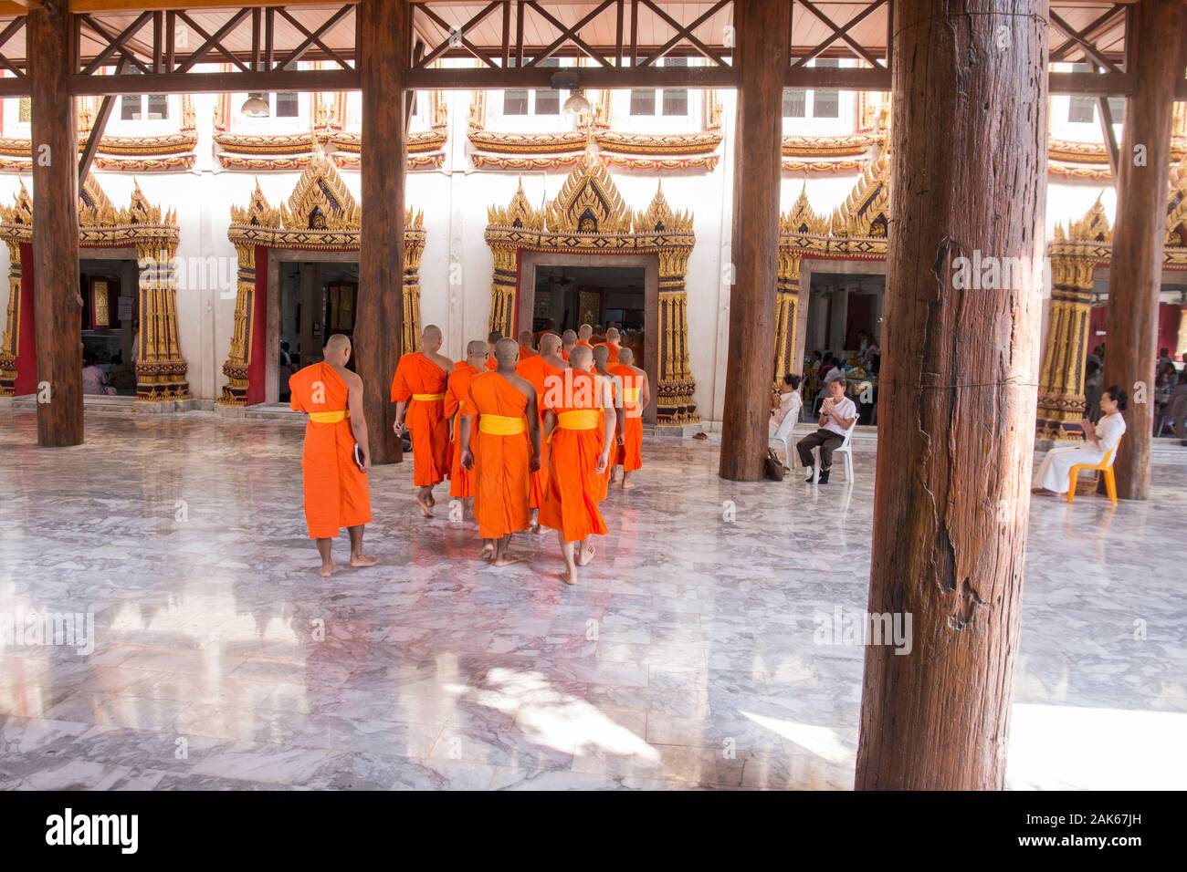 Il Wat Pak Nam tempio in Thonburi nei pressi della città di Bangkok in Thailandia in Southest Asia. Thailandia, Bangkok, Novembre 2019 Foto Stock