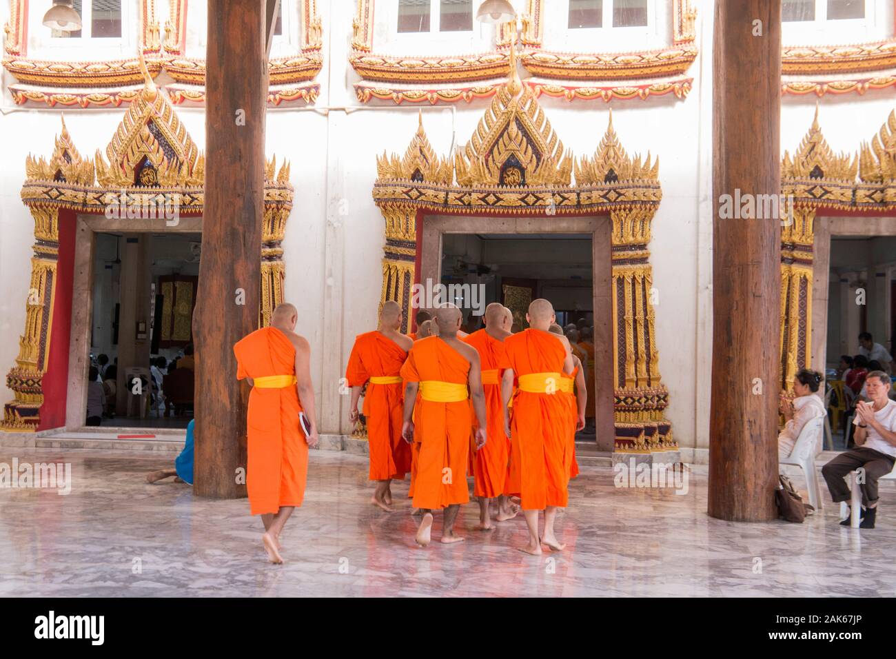 Il Wat Pak Nam tempio in Thonburi nei pressi della città di Bangkok in Thailandia in Southest Asia. Thailandia, Bangkok, Novembre 2019 Foto Stock