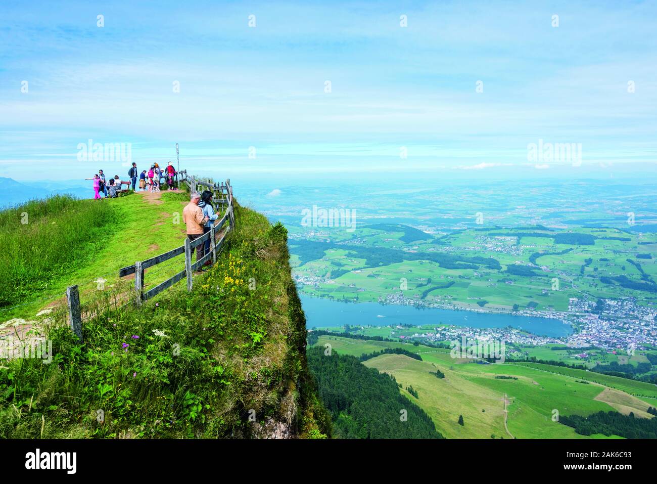 Kanton Schwyz : Blick von der Rigi auf Zugersee und Umgebung, Schweiz | Utilizzo di tutto il mondo Foto Stock