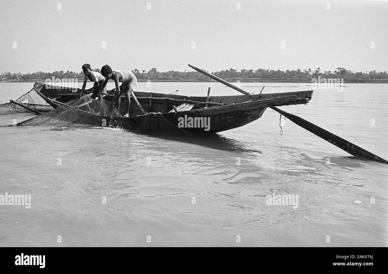 12/31/28 Uri pescatore Char Foto Stock